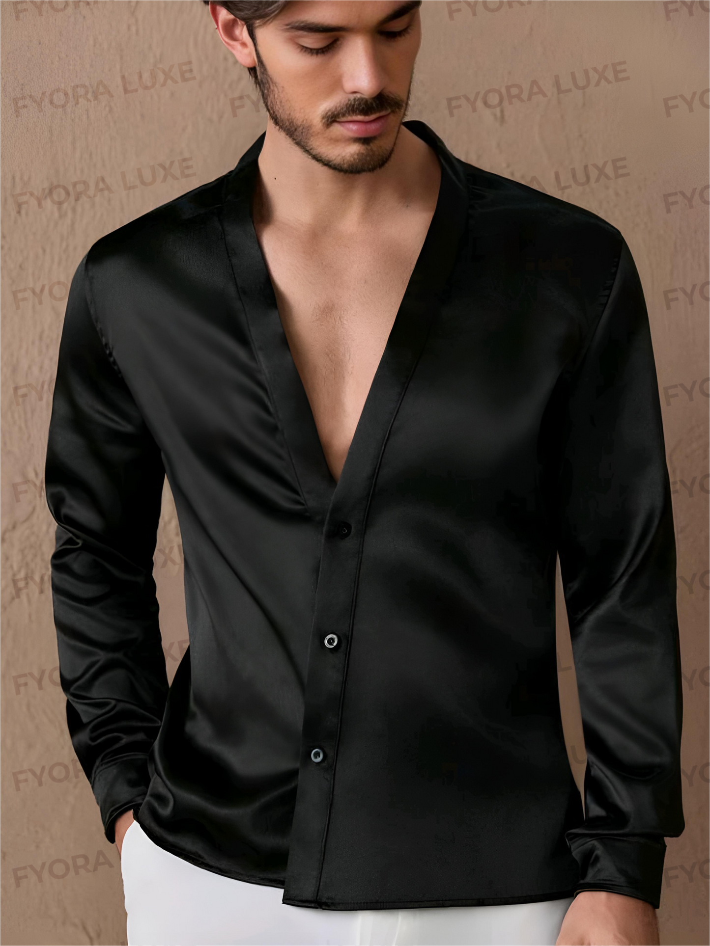 Manfinity Luxe - Men's Satin T-Shirt