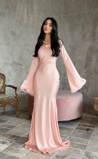 Monarch Satin Silk Gown – Her Majesty’s Sovereign Edition
