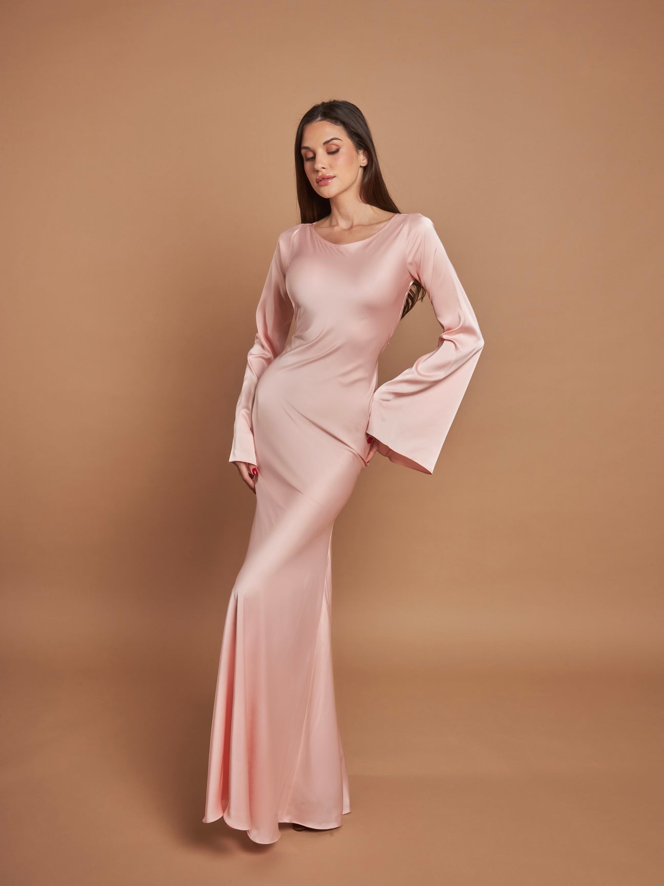 Monarch Satin Silk Gown – Her Majesty’s Sovereign Edition